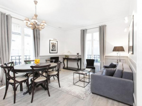 Отель LivinParis - Luxury 2 Bedrooms Grands-Boulevards I  Париж